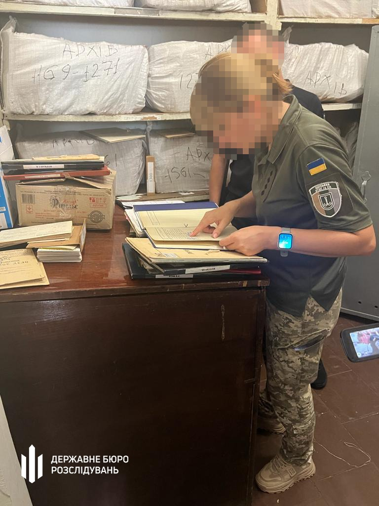 ДБР провело обшуки у ВЛК Київщини, Черкащини та Вінниччини для виявлення фактів корупції 04