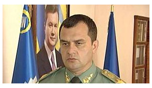 Позор министра: Захарченко сел в лужу имени Мельника