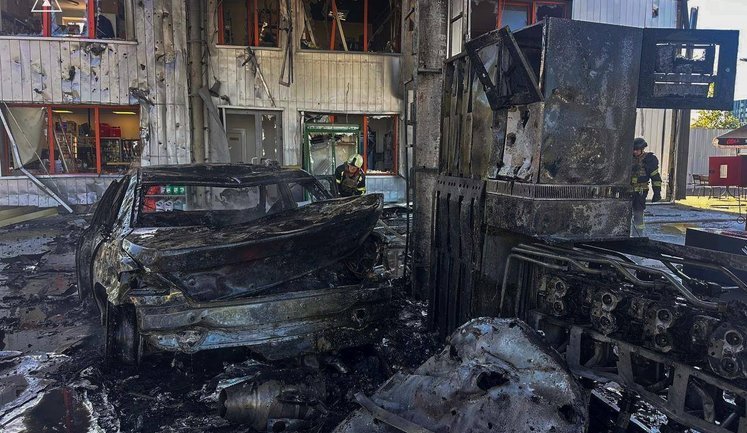 Росія б’є по АЗС Києва: Чи буде столиця з пальним