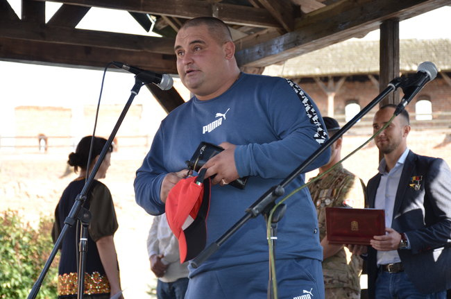 Не могла собі уявити, що представлятиму до нагороди Народний Герой свого… сина! Репортаж із церемонії у Луцьку 20