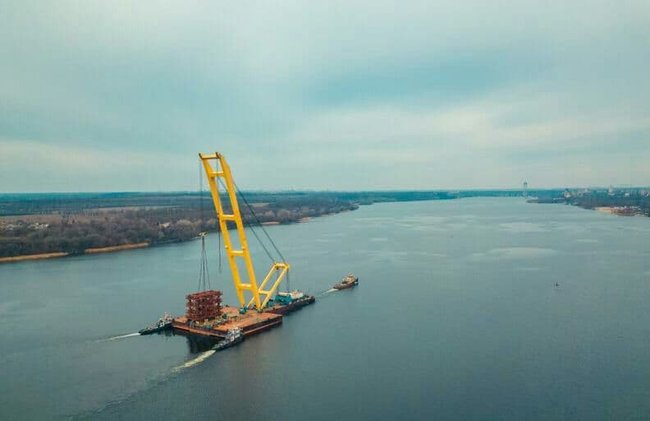 Плавкран Захарій після ремонту повертається на будівництво Запорізьких мостів, - ОДА 01