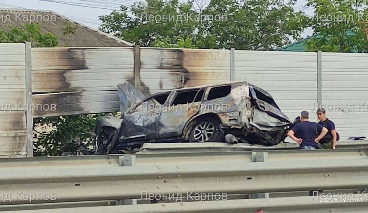 У Сімферополі вибухнув автомобіль із окупаційним "помічником віцепрем’єра Запорізької області" Єпіфановим. ВІДЕО+ФОТО