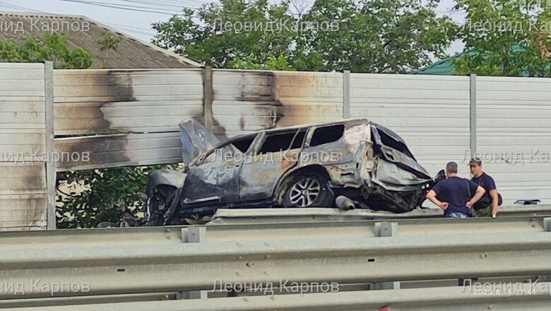 У Сімферополі вибухнув автомобіль із окупаційним помічником віцепрем’єра Запорізької області Єпіфановим 02