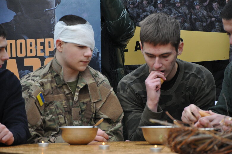 Action AZOV Regiment: Christmas in captivity took place in center of Kyiv 38