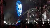 "Для Олега Сенцова и других - следующая песня", - Вакарчук во время концерта призвал освободить украинских политузников. ВИДЕО
