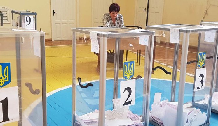 Most Ukrainians believe elections in Donbas should be preceded by demilitarization