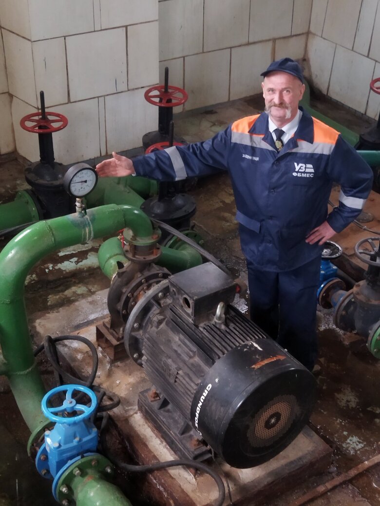 31 добу не залишав робочого місця, щоб забезпечити водою всі підрозділи залізниці в Харкові під час запеклих боїв 03
