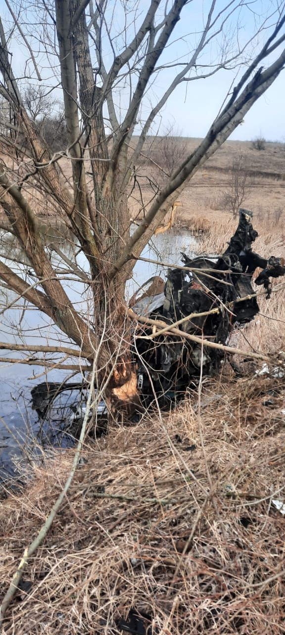 На Харківщині чоловік загинув, наїхавши на вибуховий пристрій 05