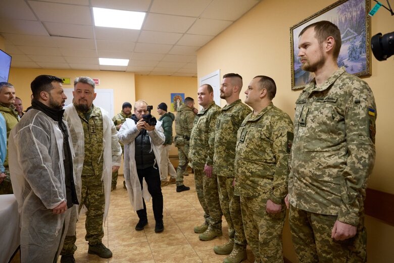 Зеленський у харківському госпіталі