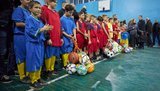 Зеленський відвідав школу в Станиці Луганській і доручив зробити ремонт у спортзалі. ФОТОрепортаж