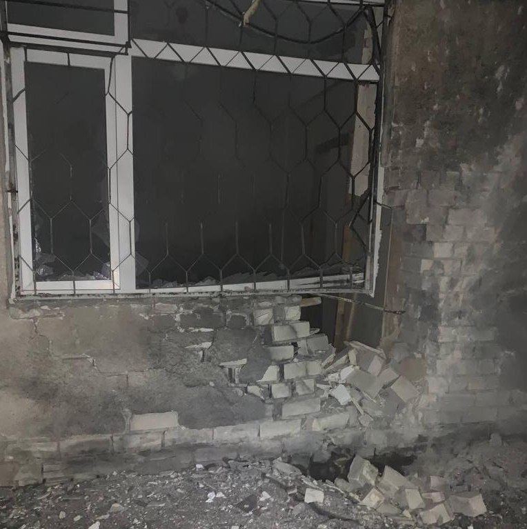 Рашисти обстріляли обласну дитячу лікарню в Херсоні, - ОВА 02
