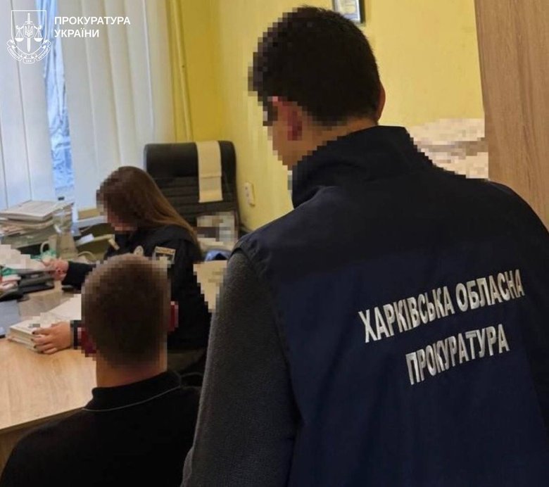 імітація пошкодження будинку для отримання виплат
