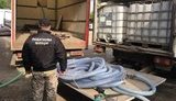 Канал постачання контрабандного спирту з Молдови ліквідовано на Буковині, вилучено продукції на 4 млн гривень, - ДФС. ФОТОрепортаж