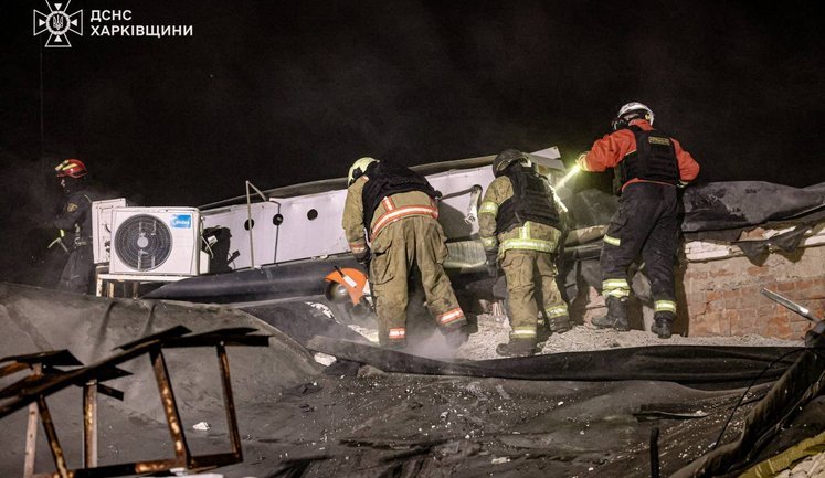 Авиаудар РФ по Харьковской громаде: 8 пострадавших в Песочинской громаде. ФОТОРЕПОРТАЖ