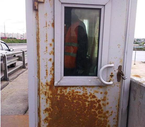 россия курьез охрана