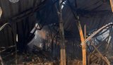 В результате атаки РФ сгорел рынок в Оболонском районе Киева. ФОТОРЕПОРТАЖ