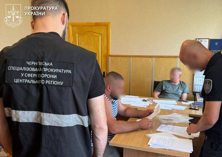Избивали и силой пытались доставить в ТЦК: подробности от прокуратуры