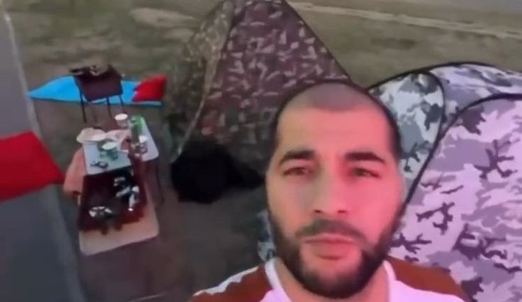 Drivers have pitched tents near petrol station in Volgograd, Russia: "We’re waiting for petrol". VIDEO