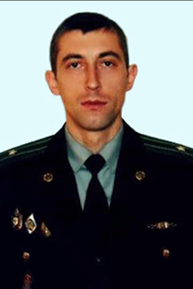 Прикордонник, на якого наїхав машиною контрабандист на Закарпатті, помер, не приходячи до тями 01