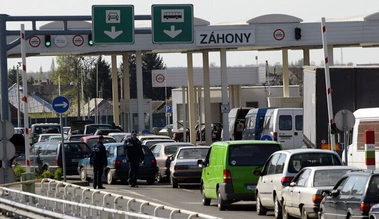 Угорщина запровадила нову систему контролю в’їзду на всіх пунктах перетину кордону з Україною
