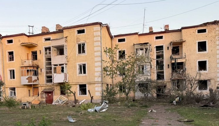 Рашисты обстреляли Дружковку в Донецкой области: пострадали 7 человек, в том числе 16-летняя девушка. ФОТОрепортаж
