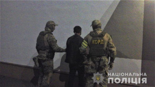 Полиция задержала иностранца, застрелившего в результате конфликта в Черновцах местного жителя 02