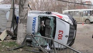 SSU Employee Did not Yield Way and Hit an Ambulance - Medic Dies, Others Injured. PHOTO