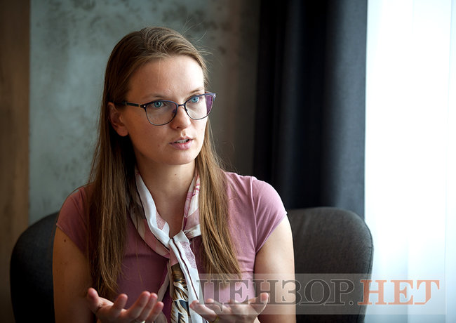 Правозащитница Людмила Козловская: Официальный рупор пропаганды транслировал, что мы являемся агентами Сороса и Кремля. И что я с Бартеком хотим сделать кровавый Майдан в Польше 01