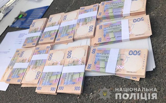 Заступника директора київського Льодового стадіону затримано на хабарі 560 тис. грн, - Нацполіція 02