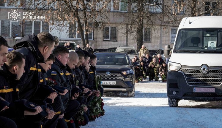Kyiv region bids farewell to rescuer Mykhailo Protsenko killed while handling aftermath of an enemy attack in Yahotyn. PHOTOS