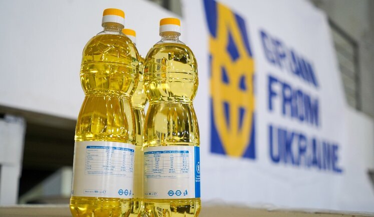 "Grain from Ukraine": Україна вперше відправить до Африки соняшникову олію за програмою ООН