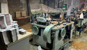 БЕБ викрило підпільне виробництво сигарет у Чернівецькій області