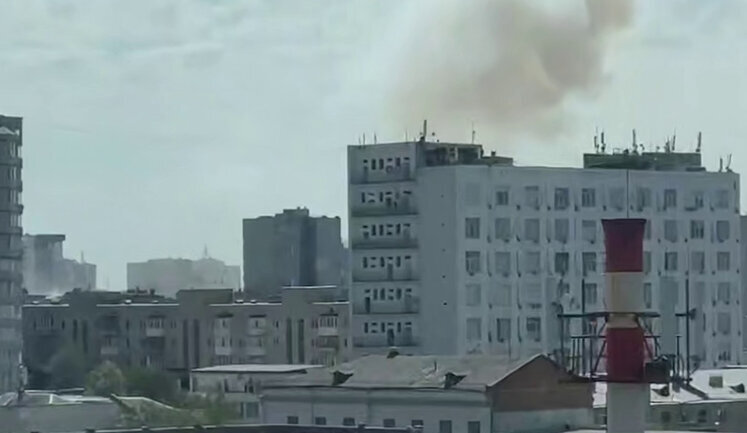 Вибух пролунав у Ростові, над містом стовп диму: "П#здец! #бануло просто только что!". ВІДЕО+ФОТОрепортаж