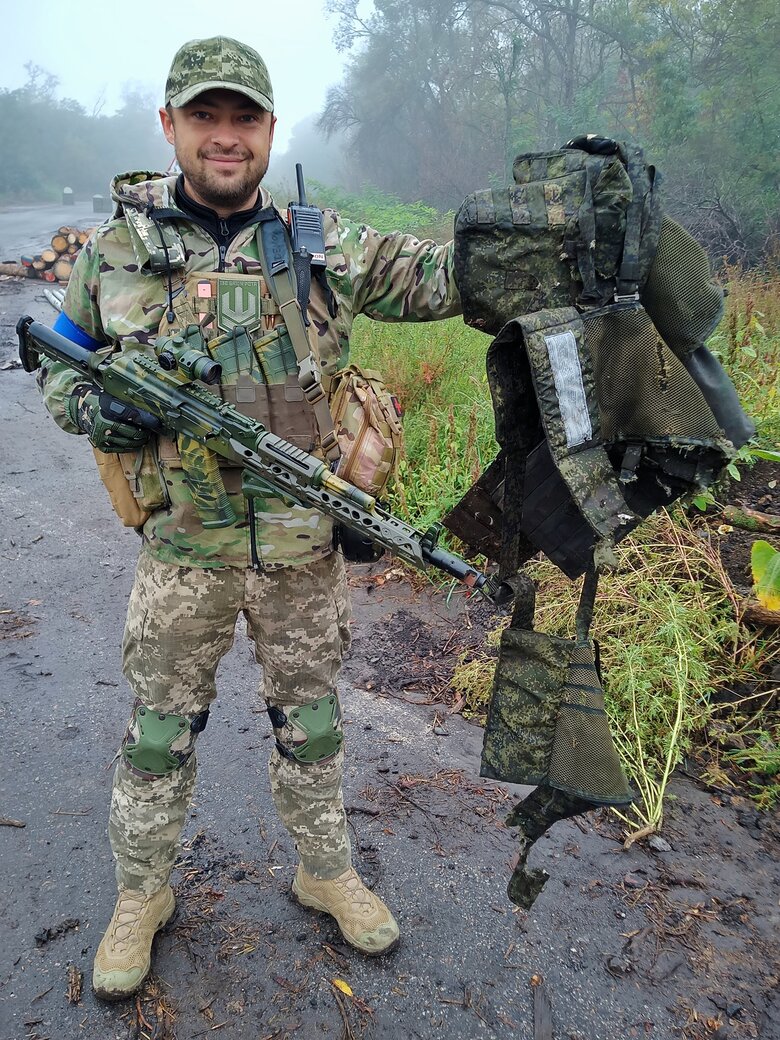 Віктор Бородулін: Ця війна – справа не молодих, а людей із досвідом та морально стійких. Їхній середній вік – 35-40 років, а не 18-20 04 Віктор Бородулін: Ця війна – справа не молодих, а людей із досвідом та морально стійких. Їхній середній вік – 35-40 років, а не 18-20 04