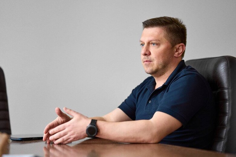 Yevhen, Pikalov
