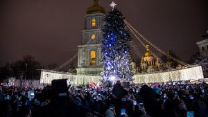 В Киеве на период праздников изменили график работы общественного транспорта