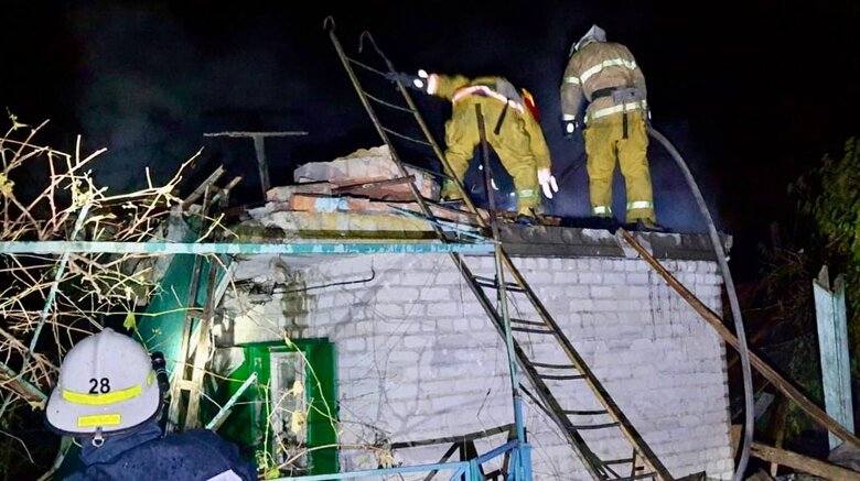 Росіяни накрили вогнем із Градів і важкої артилерії Нікопольщину, пошкоджено багатоповерхові та приватні будинки, лінії електропередач 02