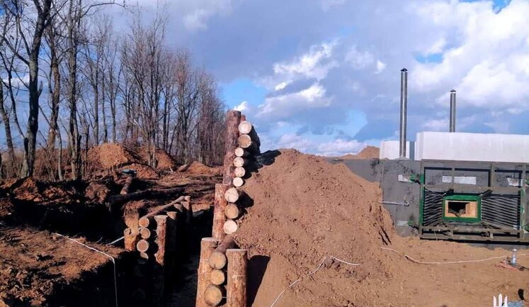 Після втрати Авдіївки влада почала масово укладати договори на будівництво укріплень