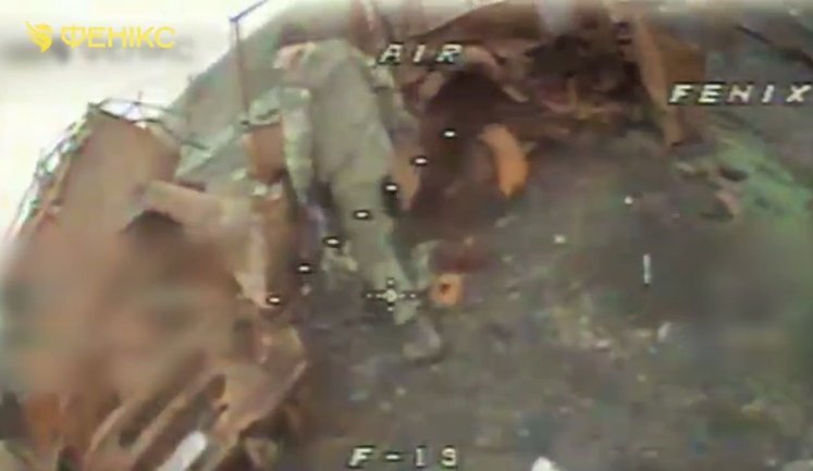 Бійці підрозділу "Фенікс" знищили 13 окупантів, а також БТР, РСЗВ і наземного робота ворога. ВIДЕО