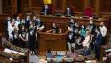 Рада почтила минутой молчания память активистки Екатерины Гандзюк. ФОТО