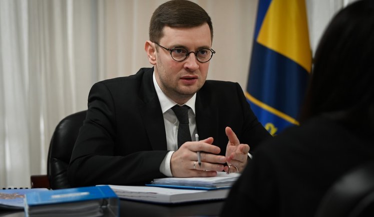 Бізнес мого батька працював лише на підконтрольній Україні території, - заступник генпрокурора Логачов