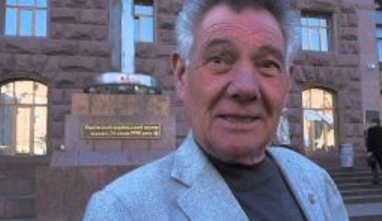 Александр Омельченко: "Готов ли я сделать стойку на голове, как 15 лет назад? Во втором туре повторим!"