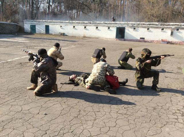 волонтер