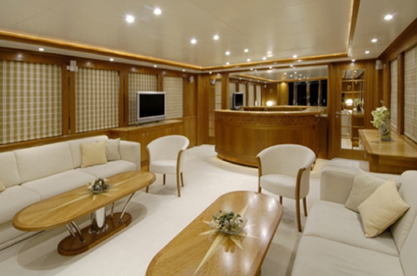 кирилл рпц яхта