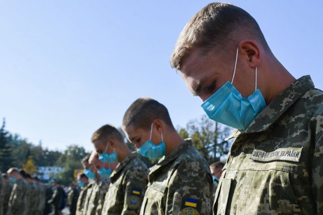 Ukraine leaders pay tribute to An-26 crash victims in Kharkiv 08