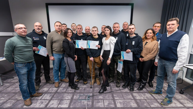 Українські ветерани опановують геоінформаційні системи та машини механізованого розмінування у Києві