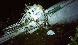 Самолет, на борту которого было более 80 человек, в том числе и игроки бразильской футбольной команды, разбился в Колумбии: есть выжившие. ФОТО