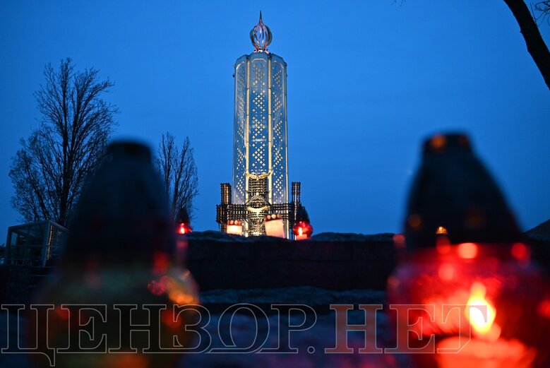 В Киеве почтили память жертв Голодомора 13