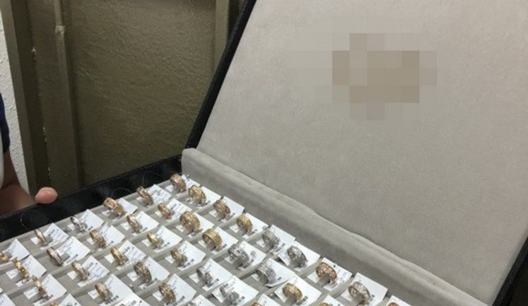 Security Service blocks illegal import of jewelry from annexed Crimea. PHOTOS