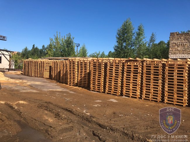 Податковою міліцією викрито схему незаконного експорту до РФ будівельних і пиломатеріалів: вилучено товару на 7 млн грн 03